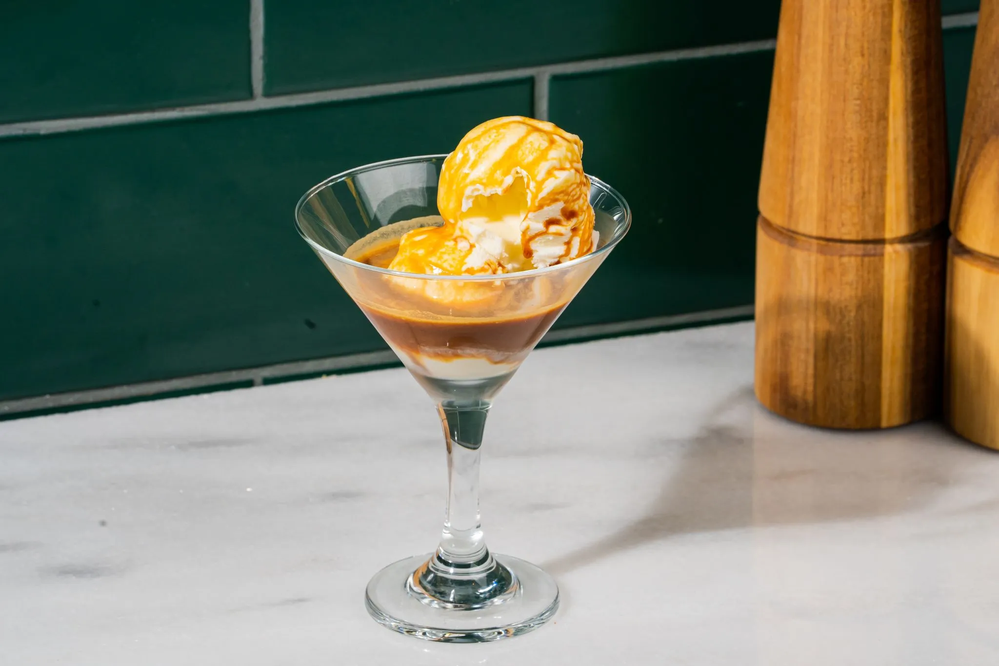 affogato al cafe ochiuri cu bacon